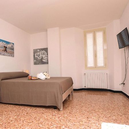 Amazing Apartment In Albenga With Wifi Екстериор снимка
