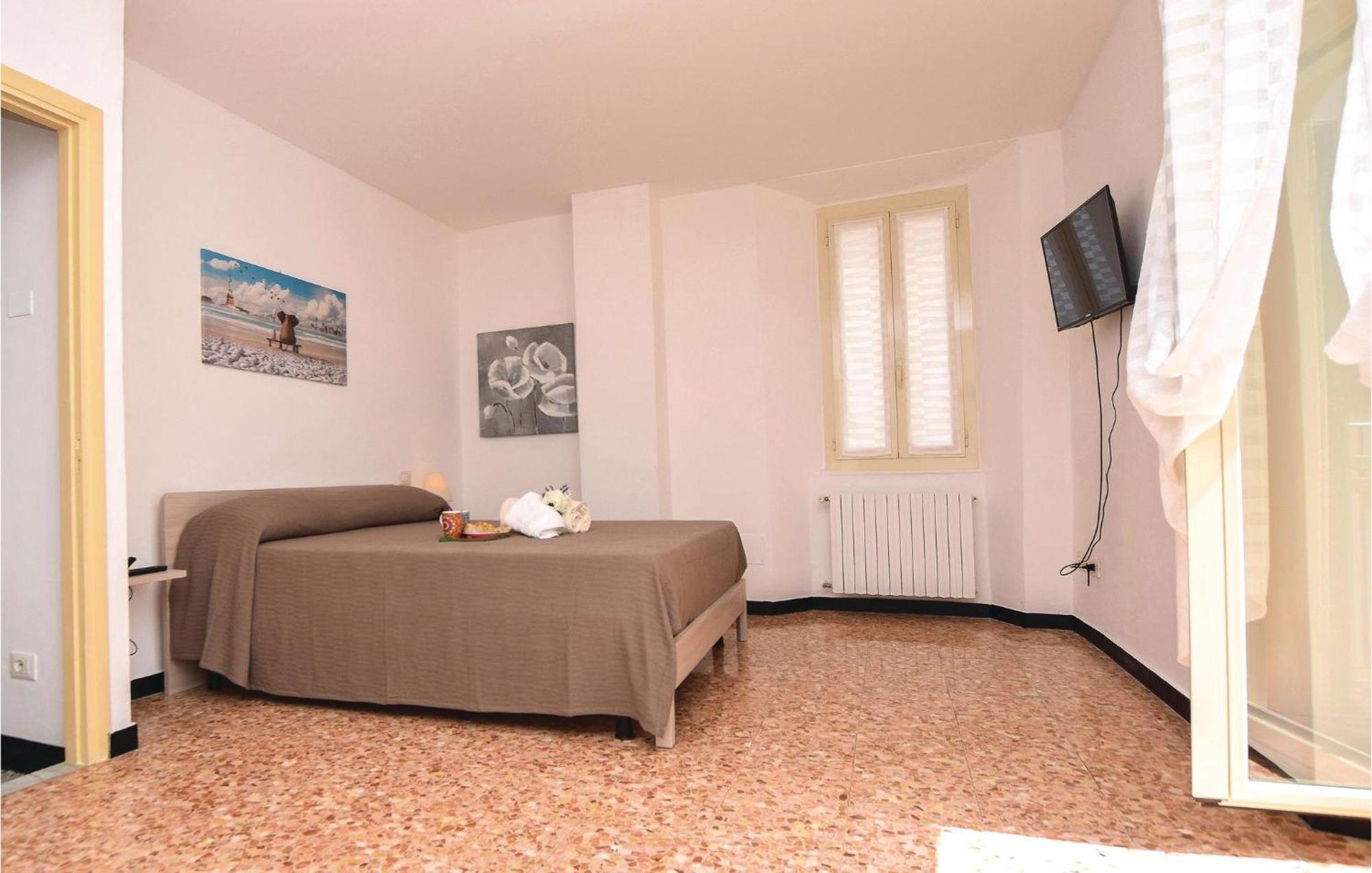 Amazing Apartment In Albenga With Wifi Екстериор снимка